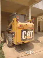 SKEED STEER LOADER