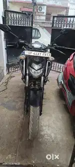 Yamaha FZS for selling in good condition