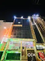 6 story hotel building  available for sale