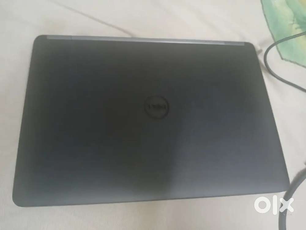 Dell latitue E7450