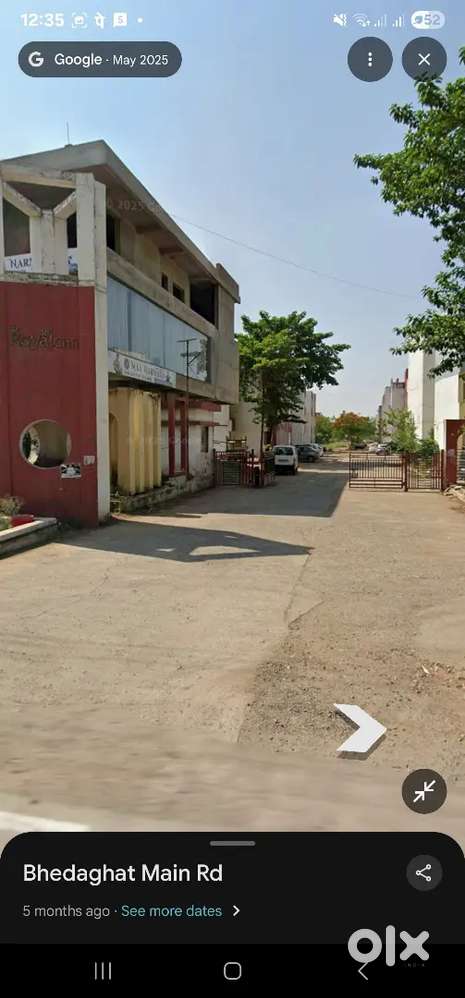 New flat untouched and maintained .ready to move in