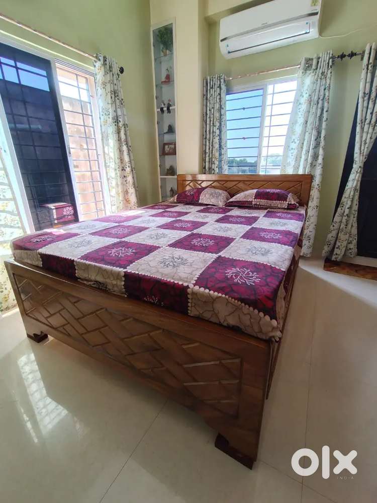 Box Bed 5*7 Brand New