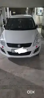 Swift car for sale very new condition and insurance running