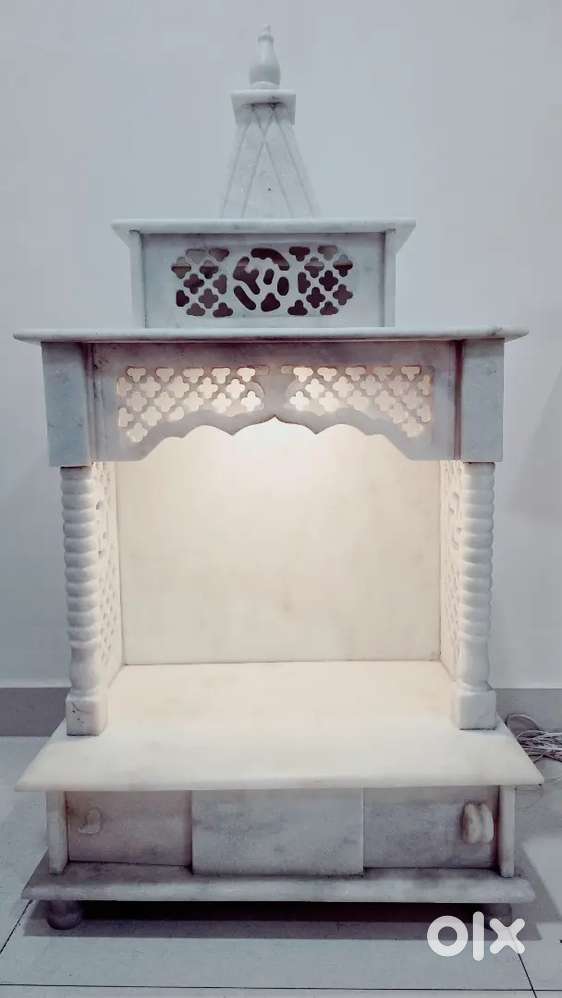 White Marble Temple . 1.5 feet by 3 feet