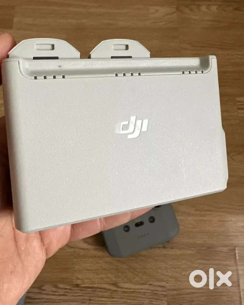 DJI Neo Fly More Combo Palm-Sized Drone