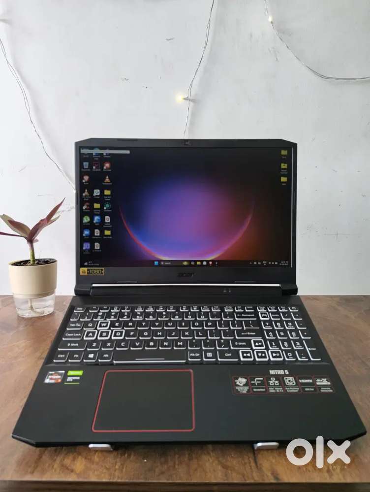 Acer Nitro 5 - Ryzen 7 4800H, GTX 1650Ti (Gaming Laptop + RGB Lights)