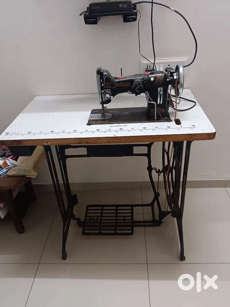 Sewing machine good condition