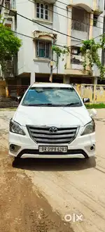 Toyota Innova 2.5 G (Diesel) 8 Seater, 2013, Diesel