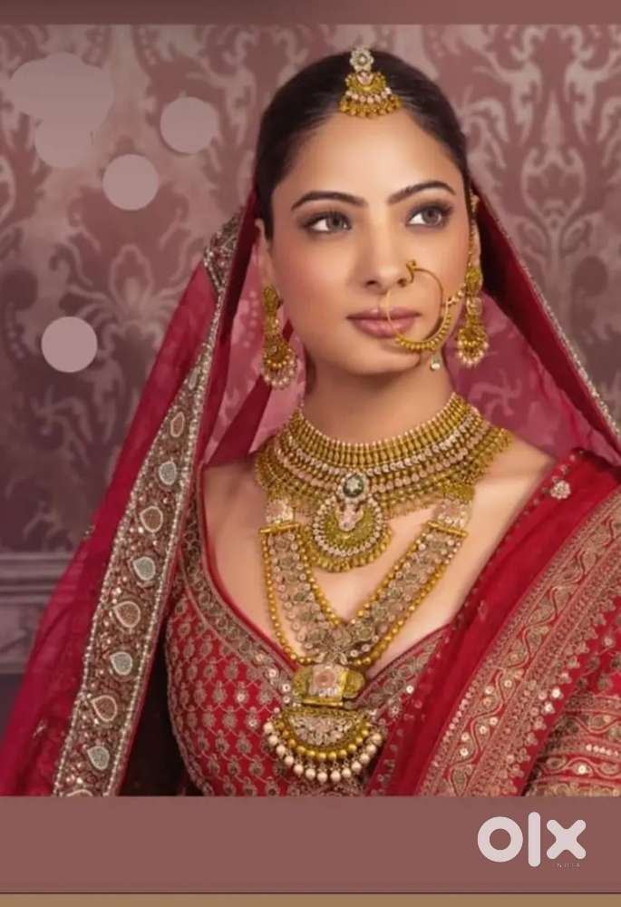 Female model for advertisement