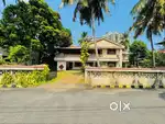 18 cent old 3000sqft house for sale Kakkanad NGO QUATERS