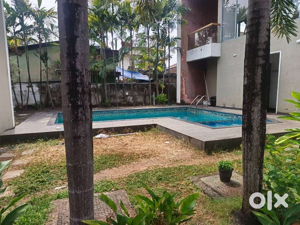 3 story 4 BHK furnished gated villa, 2 car parking ,Thoppil Kakkand,