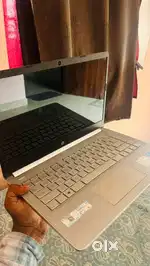 Laptop Hp 14s