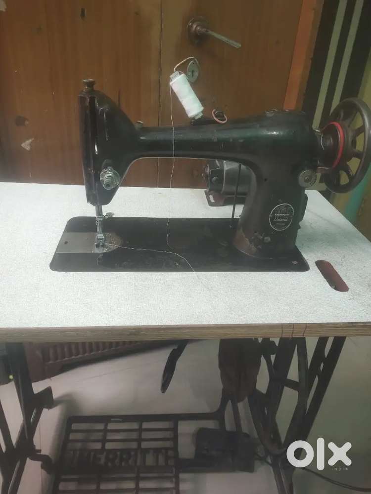 Tailor Mashine With Moter