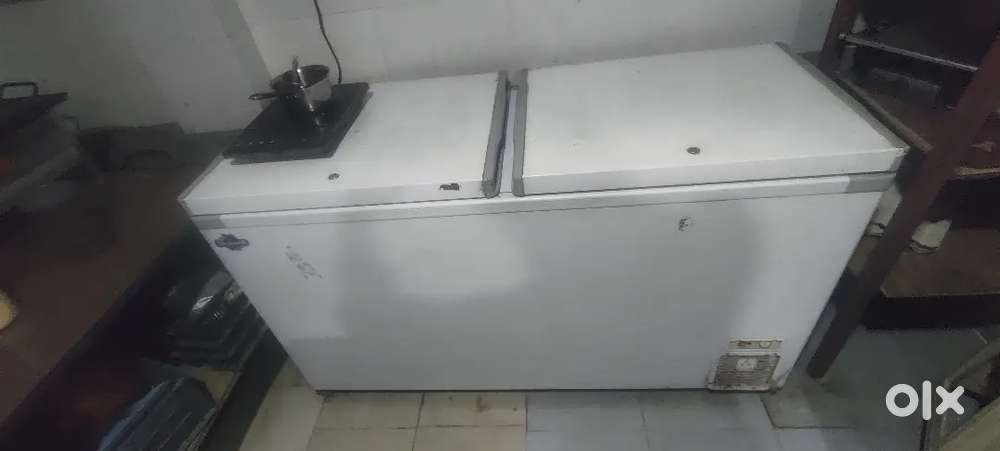 Deep Fridge 480 liter dubble Door, 30000 only, very good condition