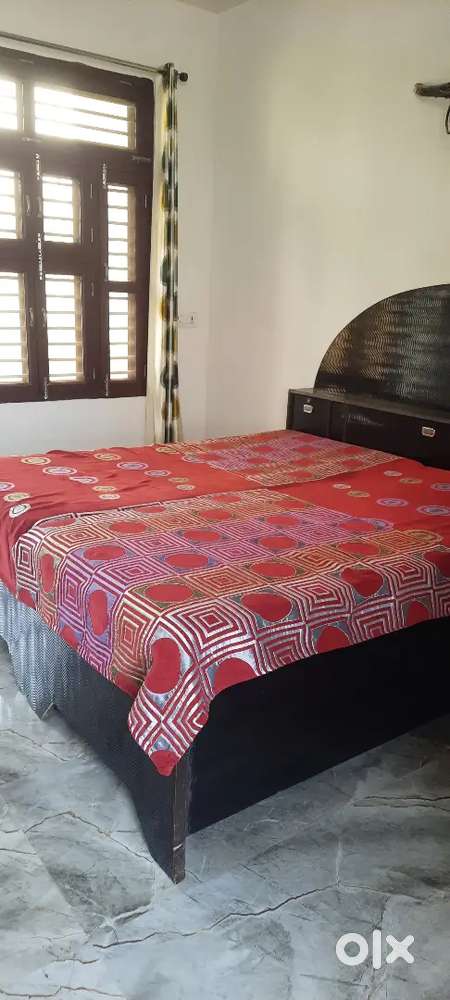 1 RK semi furnished with necessary amenities at walking distance