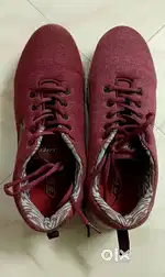 Running shoes