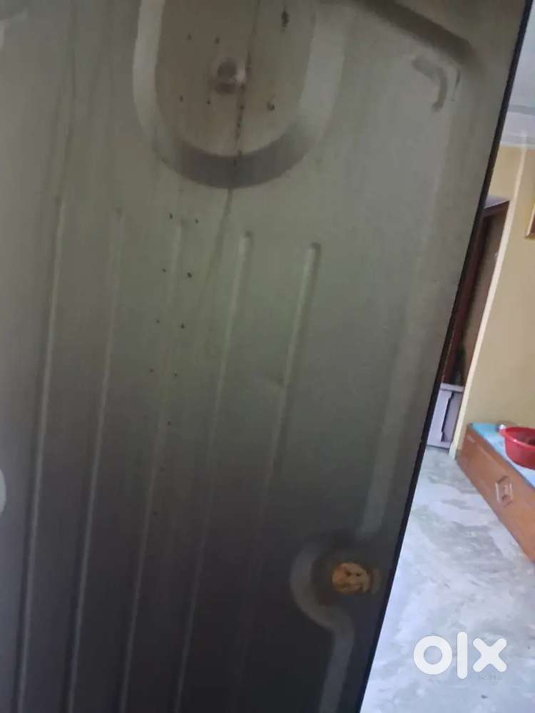 Lg double door refrigerator, 2 star