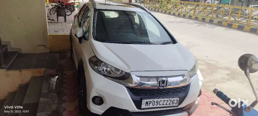 Honda WR-V 2018 Petrol 104000 Km Driven well maintained