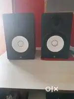 Yamaha speakers