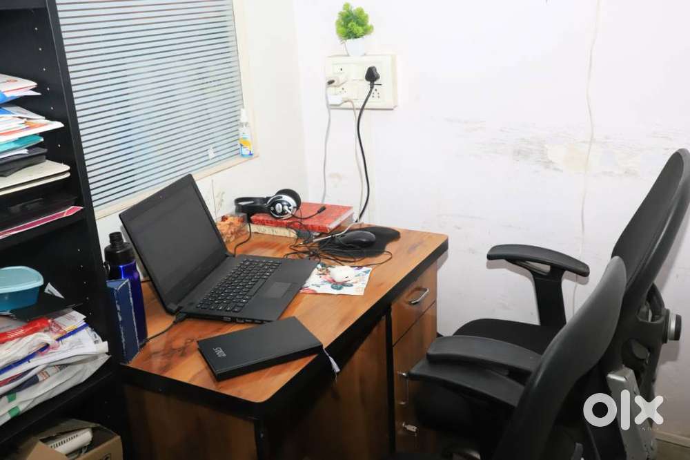 Grab a Complete Office Setup – Chairs,Tables & Workstations at Unbeat