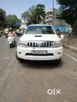 Toyota Fortuner 2010