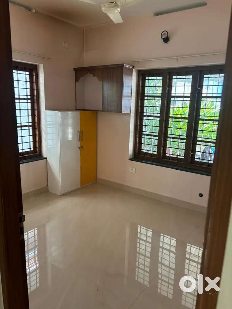 HOUSE IN ULLOOR--THIRUVANANTHAPURAM