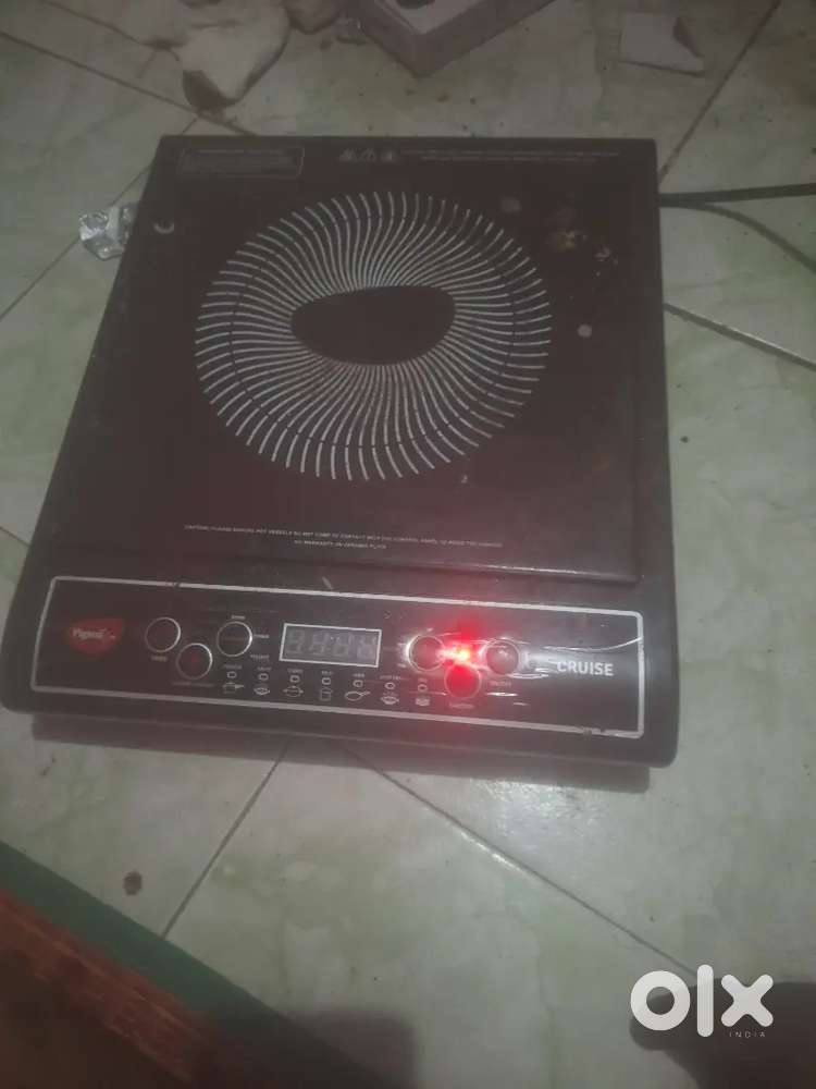 Pigeon induction  stove with one year waranty