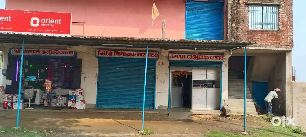 Road facing store rent in binod bihari chowk by dhanbad properties