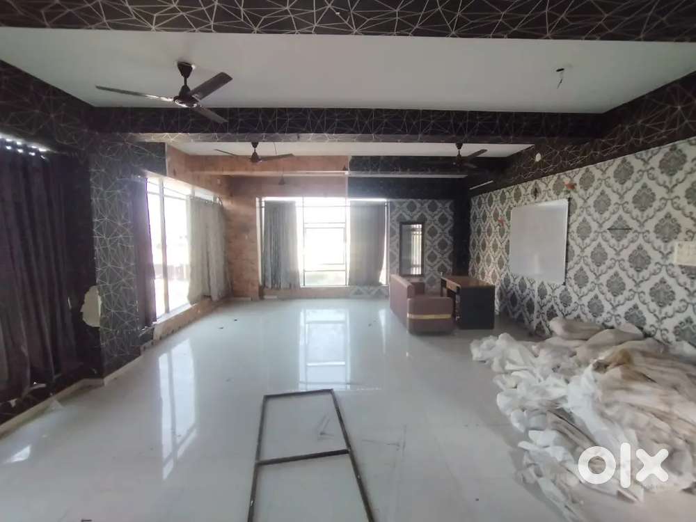 Office/Shop/Coaching Class for rent