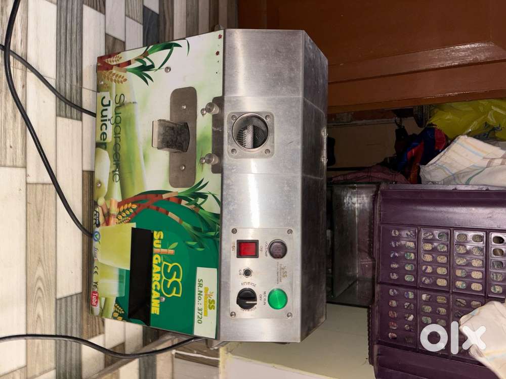 Commercial sugarcane juice machine