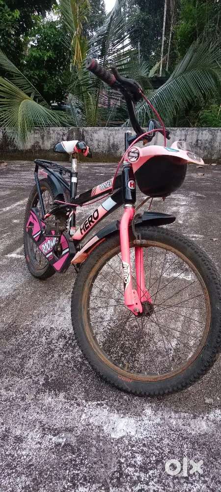 BOOMER HERO CYCLE FOR SALE  FOR COMMON PEOPLE