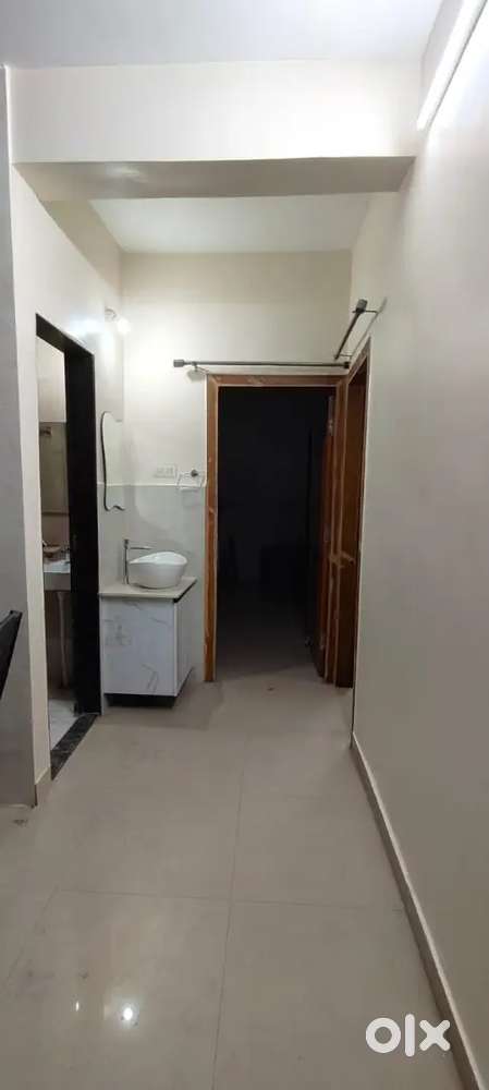 I am a broker I have houses for rent and sell contact for more details