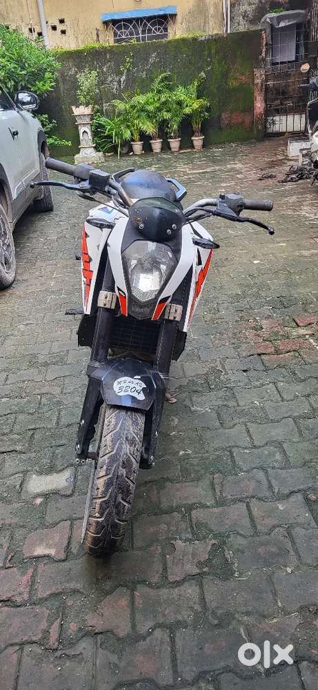 KTM DUKE 200