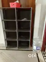 Books rack