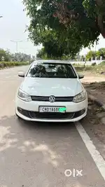 Volkswagen Vento 2010-2013 Diesel Highline, 2011