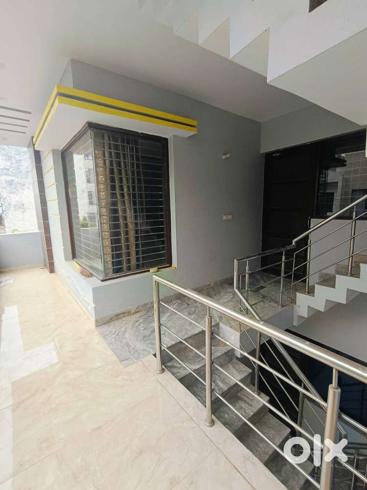 FURNISHED 2 BHK FLOOR