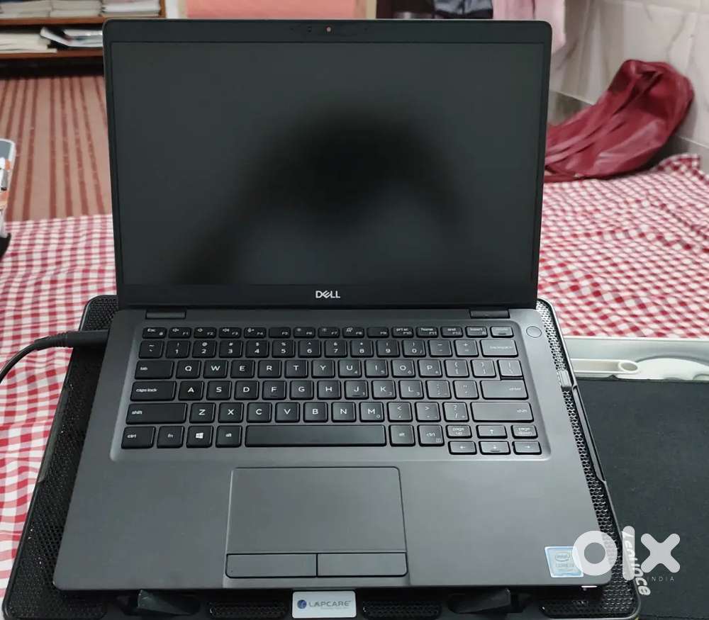DELL LATITUDE 5300 I3 8 GEN 256 GB SSD AND 16GB RAM