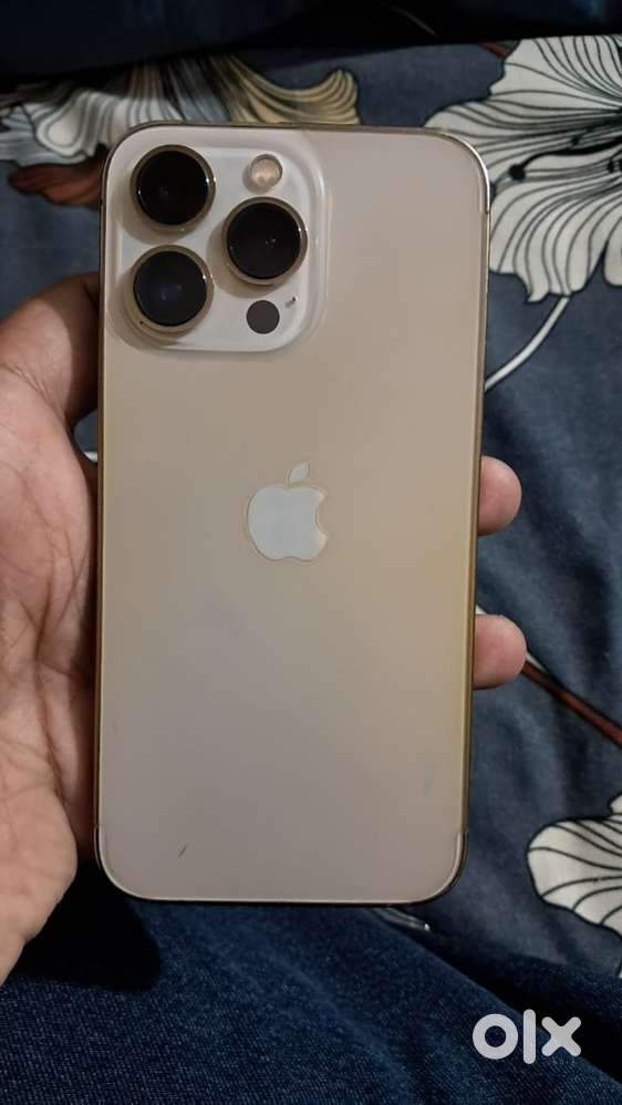 iPhone 13 pro usa model 128 gb