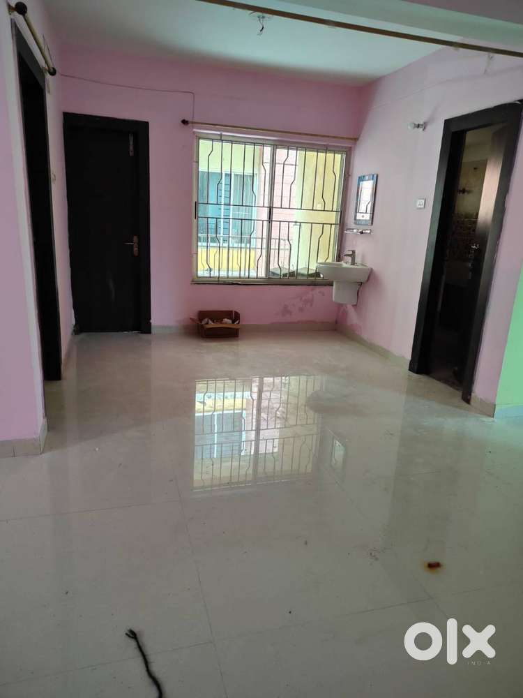 3 bhk semi furnished flat in kanke.