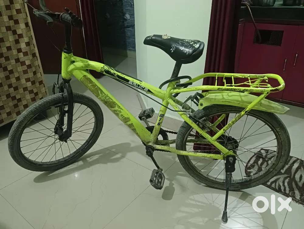 Hero bycycle for 12 years old child is available for sale