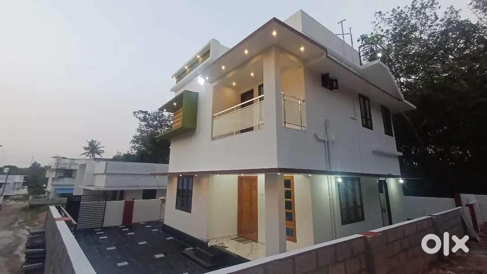 TECHNOCITY 4 km 9 km TECHNOPARK