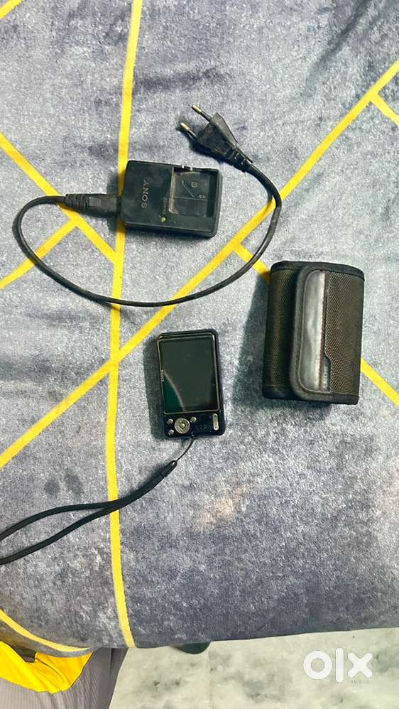 Sony cyber-shot camera