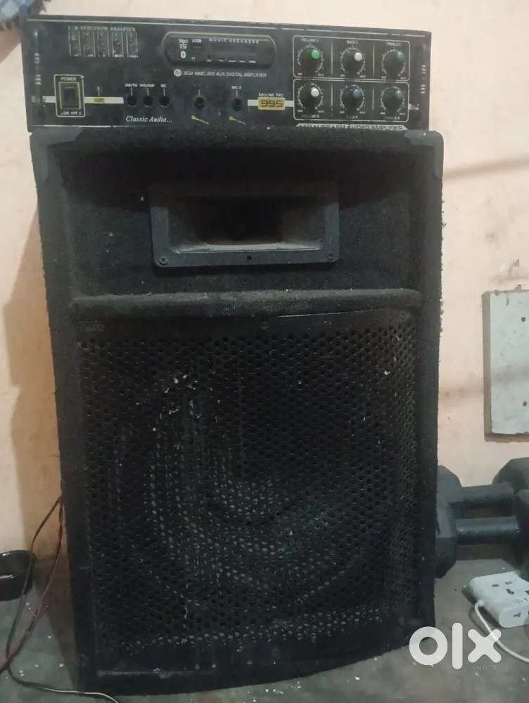 12 inch speaker box  and mf good condition