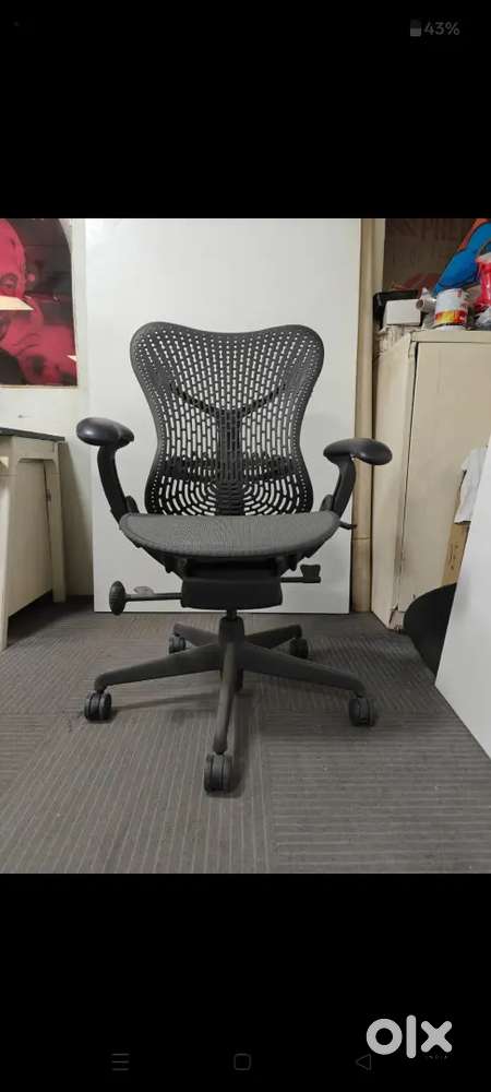 Herman Miller Mira