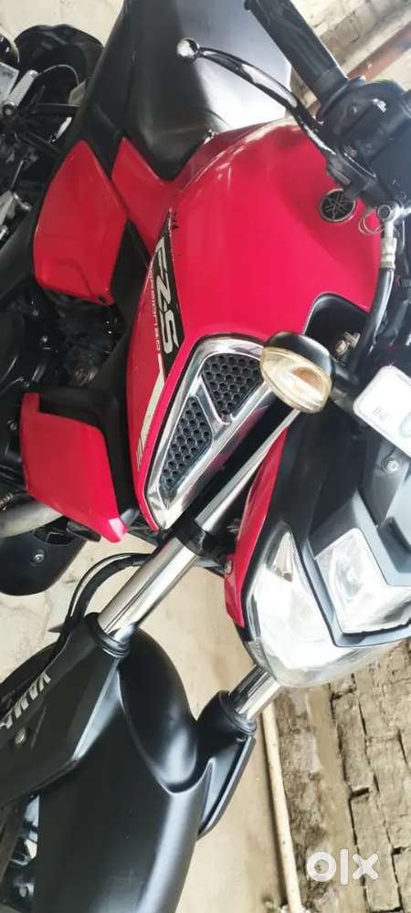 Yamaha FZS V3