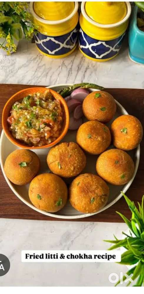 Chola bhatura banane wala chiyea sath  khasta liti