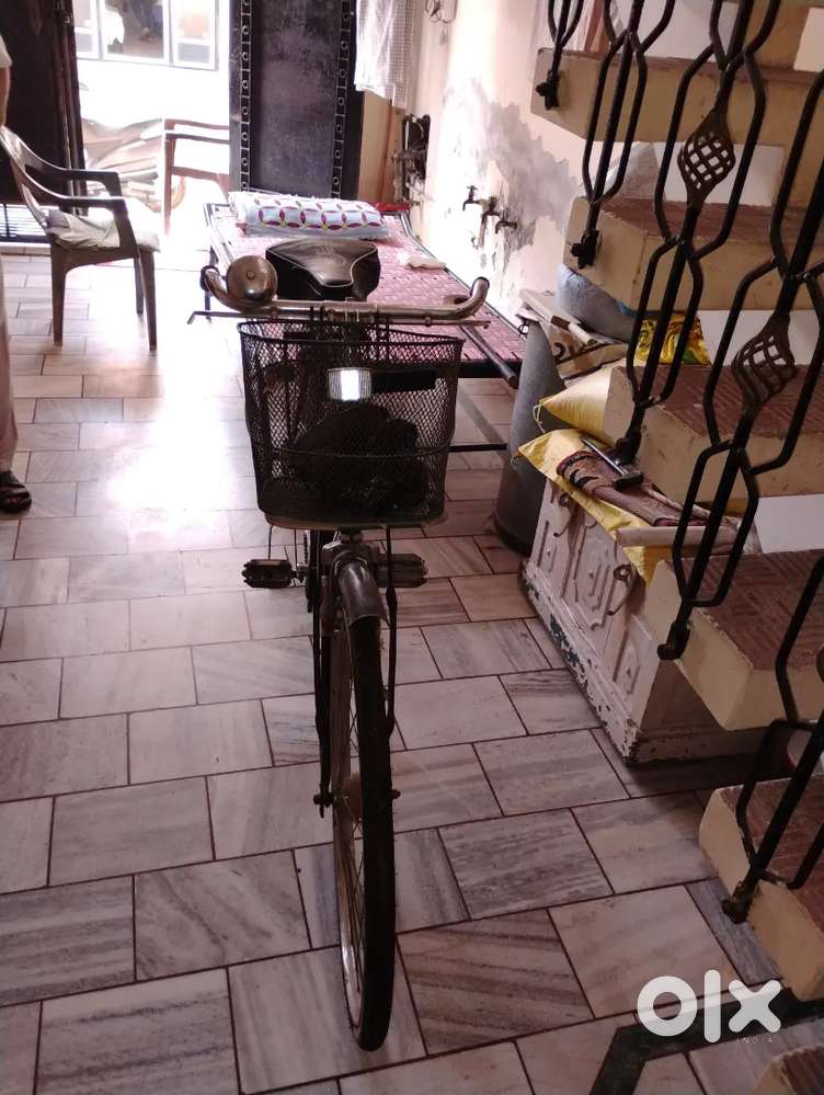 Good condition lady bicycle