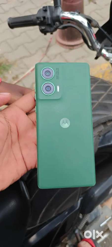 Moto g 96 5g ram 8+4gb 128 momarry
