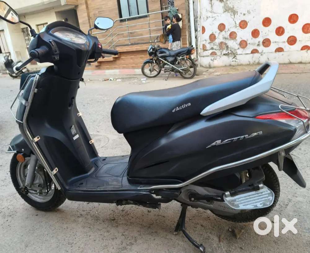 Fiirst owner , insurance on engine good original body top condition