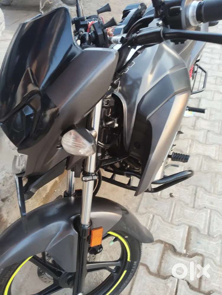 Honda sp 125, UK 07 , excellent condition for sale